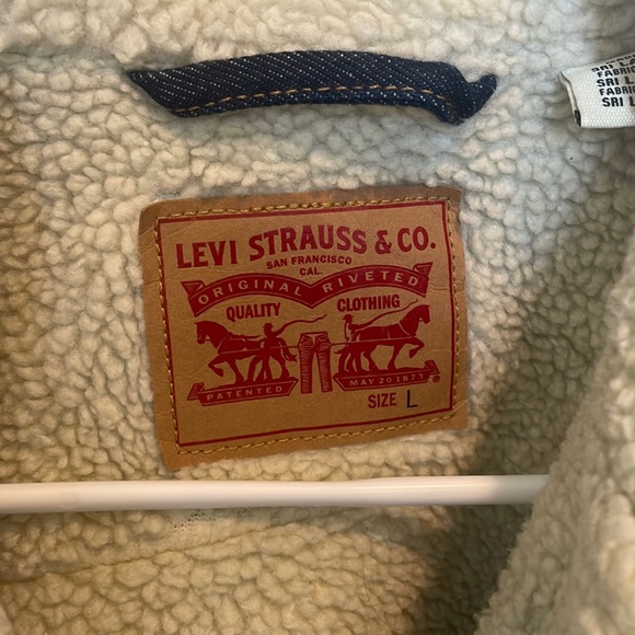 Levi’s Sherpa denim jacket - Picture 3 of 6